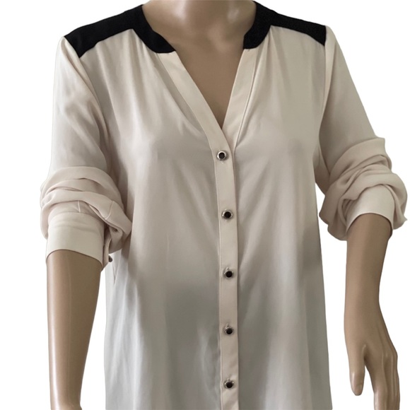 Andre’ L/S Button Front Ivory Shirt w Black Yoke, Inverted Back Pleat … - Picture 3 of 6